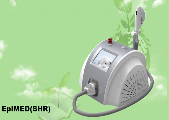 La douleur de l'OPT SHR de chargement initial de machine d'épilation de SHR libèrent avec la lampe xénon LaserTell de l'Allemagne